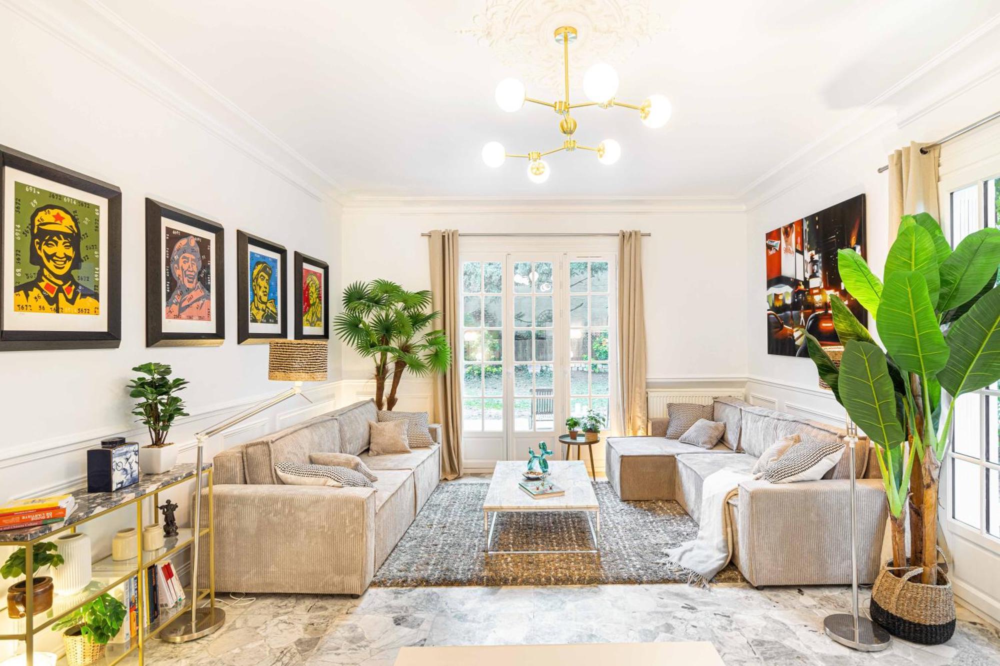 Grand & Classy With Private Garden, Des Ammonites Apartment Meudon