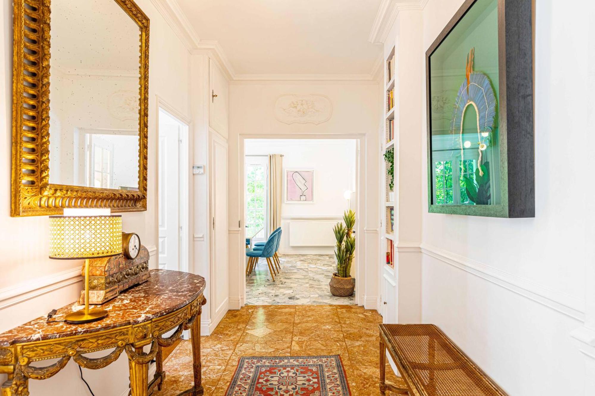 Apartamento Grand & Classy With Private Garden, Des Ammonites *